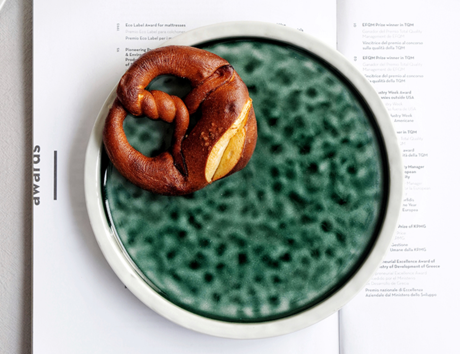 Assiette en porcelaine – Rocheuse